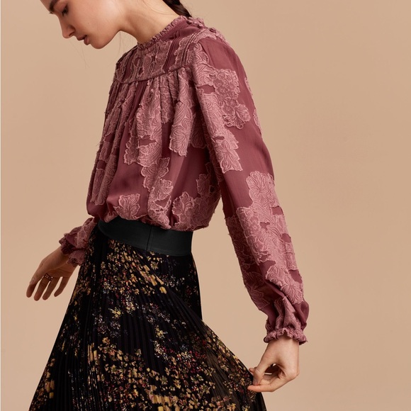 🍂fall drop🍂 Aritzia Wilfred Lourdes Blouse Dusty Rose pink - Picture 2 of 5